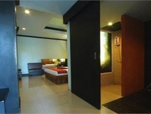 Baankaew Resort Pattaya Exterior photo
